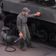 Royal Model U.S. mechanic 1:48 (RM1111)