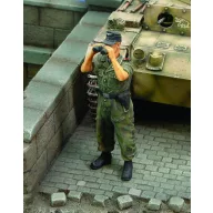   Royal Model Waffen SS tanker looking through binoculars-WWII 1:35 (RM157)