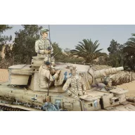 Royal Model Pz. Kpfw. IV Ausf. E Crew 1:35 (RM506)