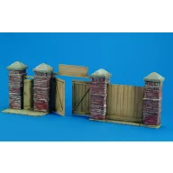 Royal Model East European Wall Section 1:35 (RM568)