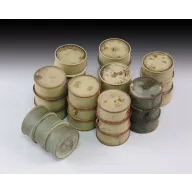 Royal Model Italian oil drums-WWII 1:35 (RM623)