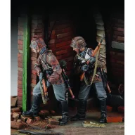 Royal Model SS Grenadiers - 2 fig 1:35 (RM646)