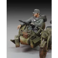 Royal Model German infantry Cigarette Break 1:35 (RM676)