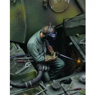 Royal Model Man using electric welder-no.1 1:35 (RM683)