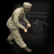 Royal Model Italian infantry ‘cranking up’ 1:35 (RM811)