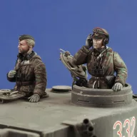   Royal Model German tank crew in winter dress - WWII 1:35 (RM829)