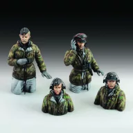   Royal Model German tank crew in winter dress - WWII 1:72 (RM831)