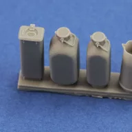 Royal Model German field kitchen accessories 1:35 (RM875)