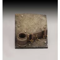 Royal Model Base with bucket and wooden wall 1:32 (RM920)