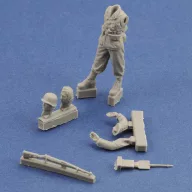 Royal Model German soldier with rifle 1:48 (RM922)