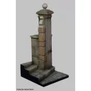 Royal Model Base with column 'cm4x4' 1:32 (RM947)