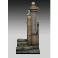 Royal Model Base with column 'cm4x4' 1:32 (RM947)