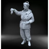   Royal Model German tanker in winter dress (Tiger I cupola not included) 1:35 (RM961B)