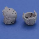 Royal Model U.S. tanker helmets WWII - 2 pcs. 1:16 (RM987)