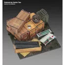 Royal Model Base with 105 mm Ammo with Cases cm4x4 (RM992)