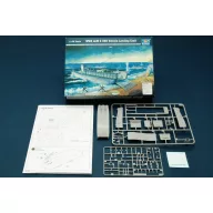 Trumpeter LCM 3 USN Vehicle Landing Craft 1:144 (00102)