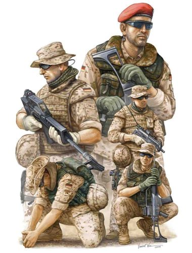 Trumpeter Modern German ISAF Soldiers in Afghanist 1:35 (00421)