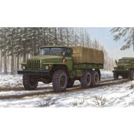 Trumpeter Russian URAL-4320 Truck 1:35 (01012)