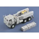 Trumpeter M142 Mobility Artillery Rocket System (HIMARS) 1:35 (01041)
