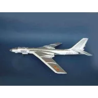 Trumpeter Tupolev Tu-16K 26 Badger 1:72 (01612)