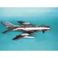 Trumpeter MiG-19 S Farmer C 1:32 (02207)