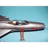 Trumpeter MiG-21 F-13 1:32 (02210)