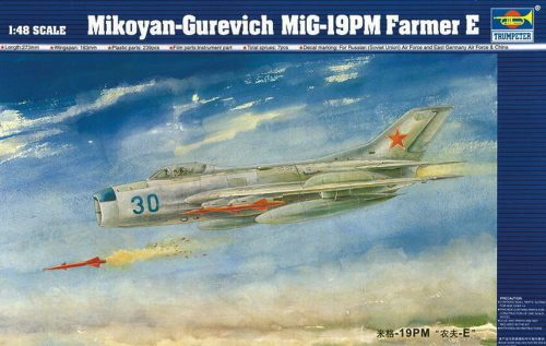 Trumpeter MiG-19 PM Farmer E 1:48 (02804)