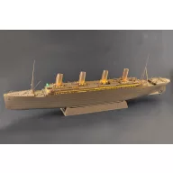 Trumpeter Titanic + LED Lights 1:200 (03719)