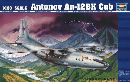 Trumpeter Antonov An-12 BK Cub 1:100 (04001)
