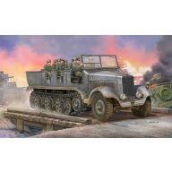   Trumpeter German Sd.Kfz.6 Halbkettenzugm. Artill. 1:35 (05531)