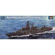   Trumpeter Russian Navy Slava Class Cruiser Varyag 1:700 (05721)