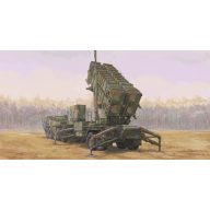   Trumpeter M983 HEMTT & M901 Launching Station w/MIM-104 Patriot SAM System (PAC-2) 1:72 (07158)