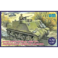 Unimodels Armored troop-carrier M7 Kangaroo 1:72 (UM227)